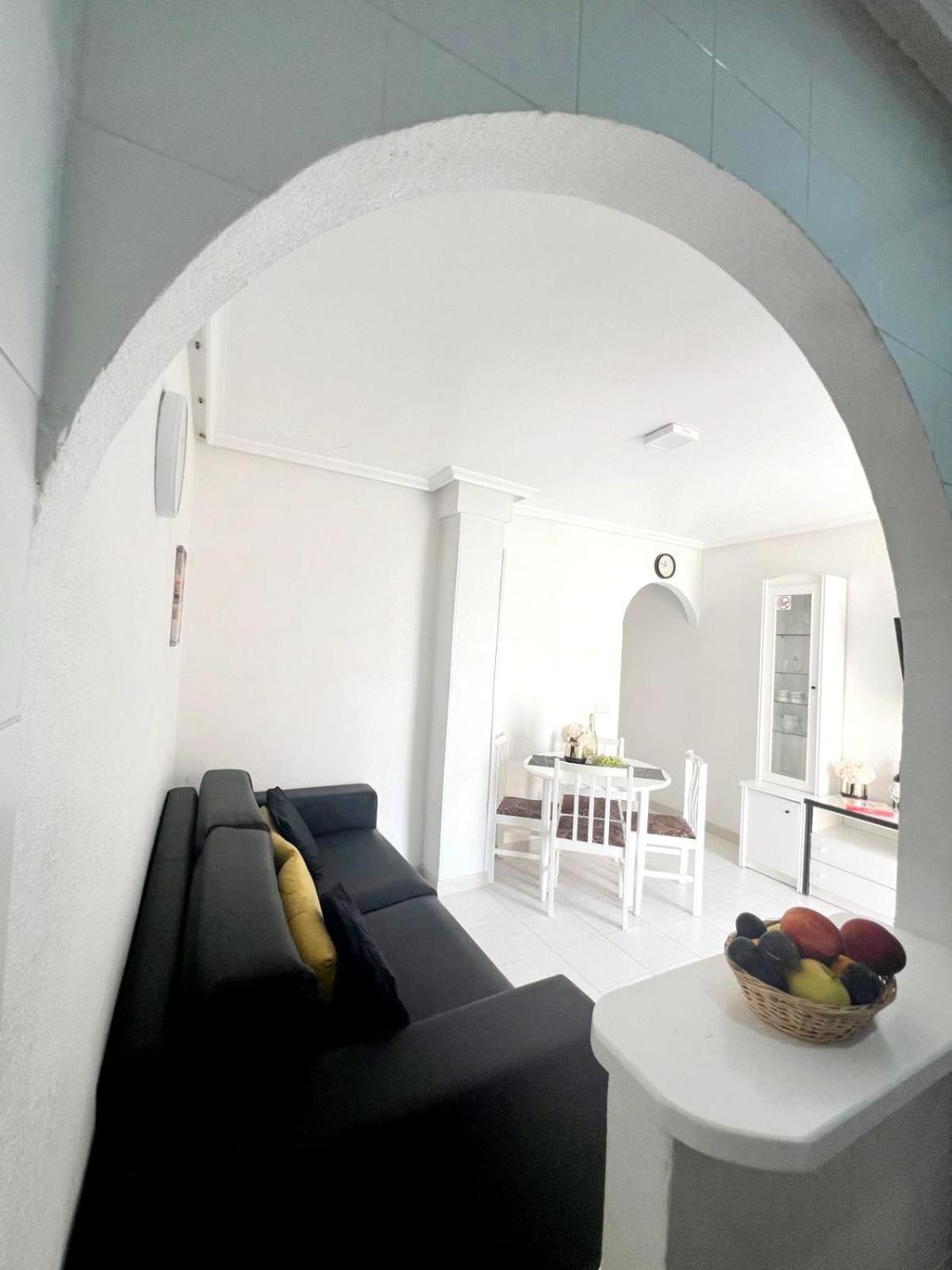 Holiday Apartment Torrevieja Luaran gambar