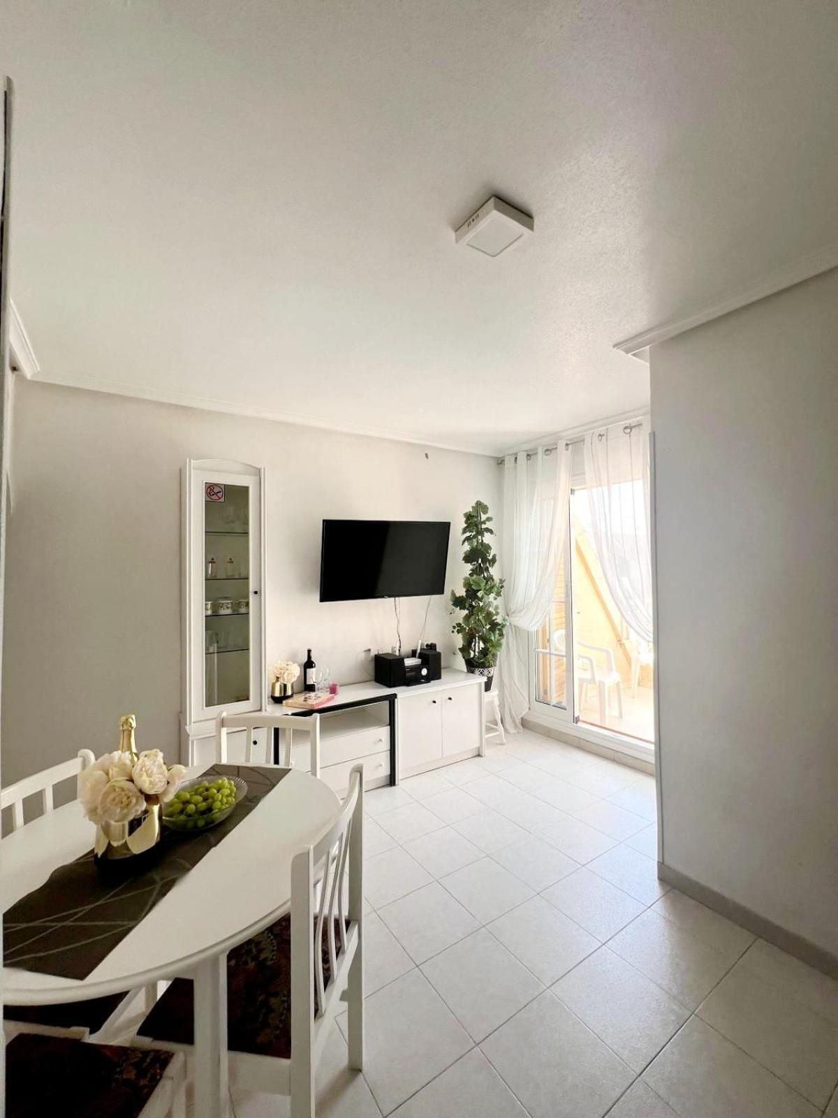 Holiday Apartment Torrevieja Luaran gambar